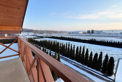 Casă cu 4 camere cu Teren 3000 Mp în Central - 1