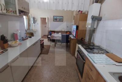 Apartament cu 4 camere semidecomandat în Central - 7