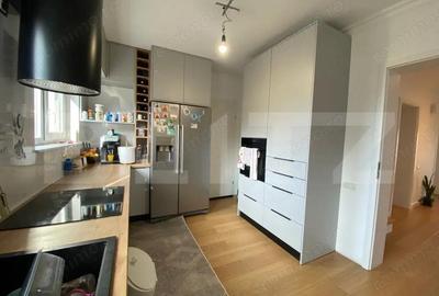 Casă cu 6 camere cu Teren 1460 Mp în Jucu - 8