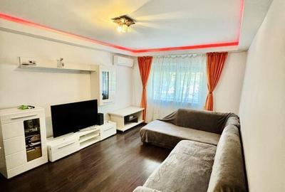 Apartament 3 camere decomandat FAR