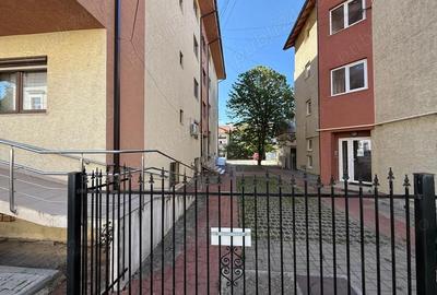 Spațiu comercial, de 58 mp, în Central - 10