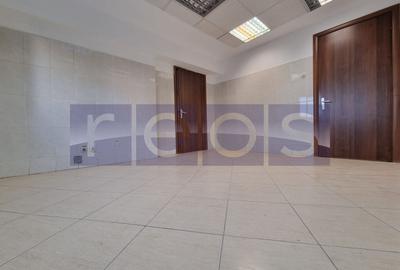 Spațiu comercial, de 590 mp, în Unirii - 34