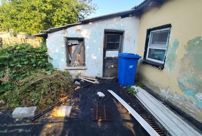 Casă veche din chirpici - 2