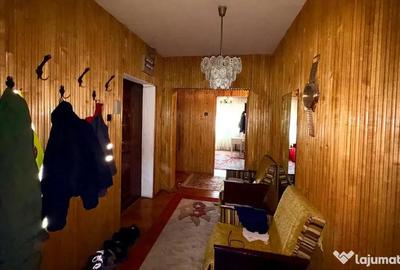 Apartament cu 4 camere decomandat în Central - 8