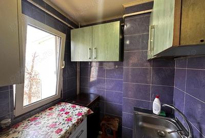 Garsonieră decomandată în Micro 39