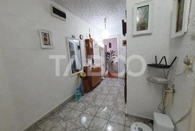 Apartament 3 camere zona 1 Decembrie 65 mp utili + 5 mp balcon - 5