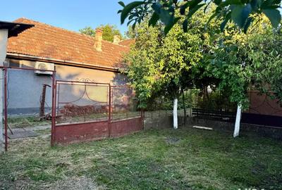 Casa spa?ioasa cu 4 dormitoare, garaj, toate utilita?ile ?i teren 1180 mp ocazie rara! - 2