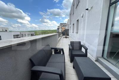 Apartament cu 4 camere semidecomandat, mobilat în Sopor - 11