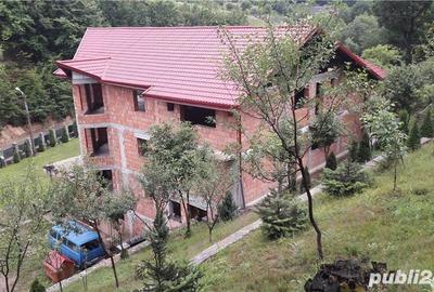 Casă cu 4 camere în Valea Neagră - 3