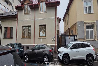 Spațiu comercial, de 278 mp, în Muncii - 18