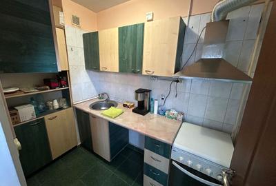 Garsonieră decomandată, mobilată în Titan - 3