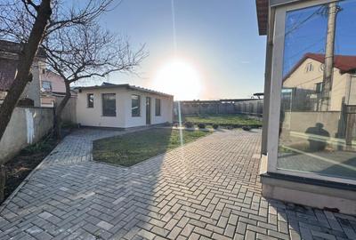 Casă cu 4 camere cu Canalizare în Central - 18