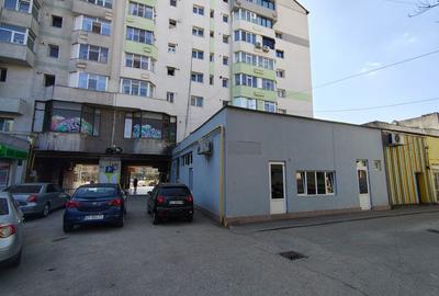 Spațiu comercial, de 67 mp, în Central - 1