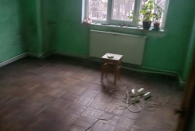 Apartament cu 4 camere decomandat în Central - 3