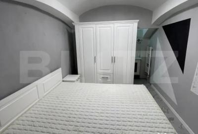 Apartament cu 2 camere semidecomandat în Central - 1