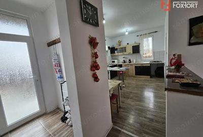 Casă cu 7 camere cu Teren 921 Mp în Șofronea - 16