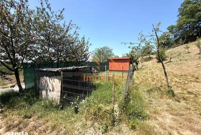 Teren de 884 mp, în Central - 9