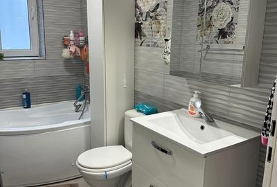 Apartament cu 3 camere în Roșu - 14