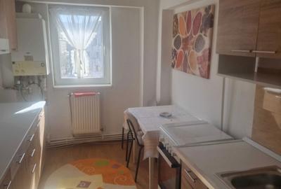 Apartament cu 3 camere decomandat în Exterior Vest - 6