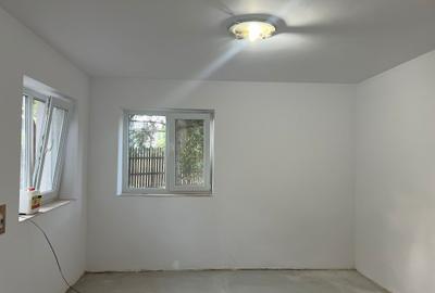 Casă individuală cu 2 camere cu Canalizare în Crivina - 12