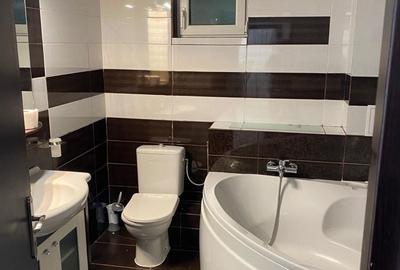 Apartament cu 3 camere în Central - 5