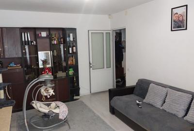 Apartament cu 2 camere decomandat, mobilat în Tomis Nord