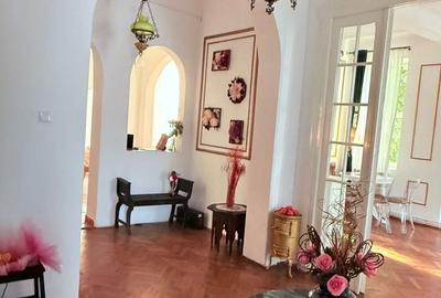 Casă cu 2 camere cu Teren 35 Mp în Unirii - 1