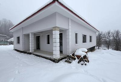 Casă cu 3 camere cu Teren 600 Mp în Gară - 7