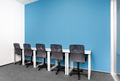 Alatura?i-va unui mediu de co-working cooperativ in Regus Anchor