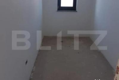 Casă cu 5 camere cu Teren 950 Mp în Central - 5