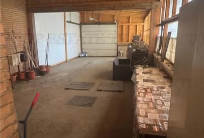 Apartament cu 3 camere decomandat în Central - 8