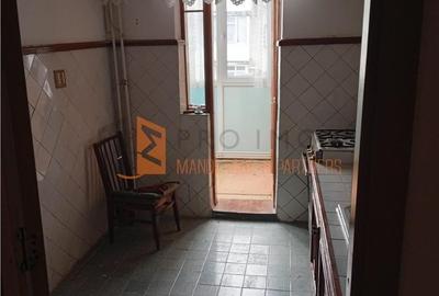 Apartament cu 2 camere decomandat în Broșteni