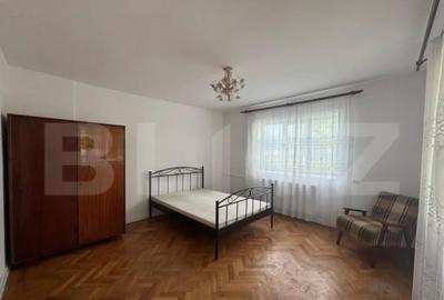 Casă cu 3 camere cu Teren 1046 Mp în Central - 2