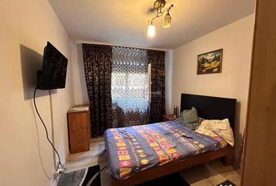 Apartament cu 3 camere decomandat în Bocșa - 5