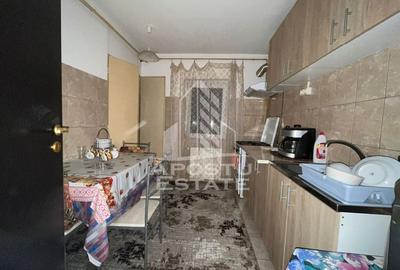 Apartament cu 3 camere, 2 bai,2 balcoane, decomandat,Iosefin - 4