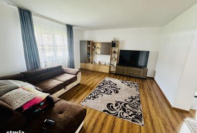 Casă cu 5 camere cu Teren 1140 Mp în Central - 1