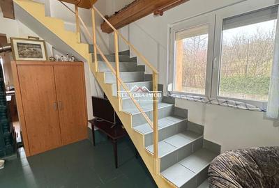 Casă cu 3 camere decomandat în Central - 2