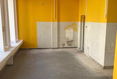 Spațiu comercial, de 160 mp, în Școlilor - 4