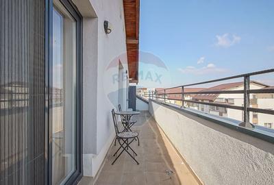 Apartament cu 2 camere semidecomandat, mobilat în Tractorul - 17