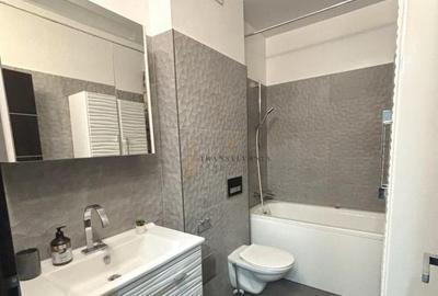 Apartament cu 3 camere decomandat în Central - 4