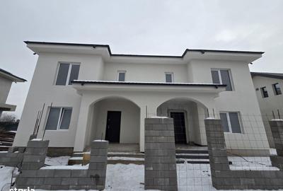 Casă cu 4 camere cu Teren 250 Mp în Central - 5