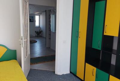 Apartament cu 4 camere în Unirii - 3
