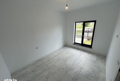 Casă cu 3 camere decomandat cu Teren 330 Mp în Moșnița Nouă - 19