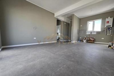 Casă cu 3 camere cu Teren 370 Mp în Berceni - 6