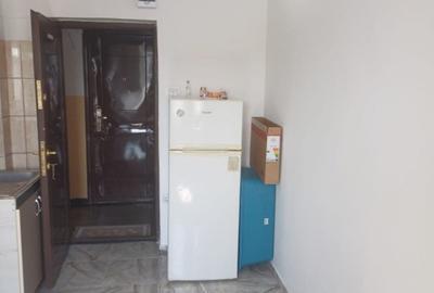 Garsonieră în Nicolina