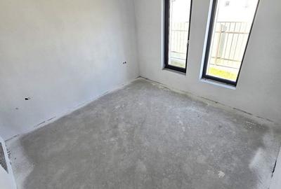 Casă cu 4 camere cu Teren 465 Mp în Central - 11