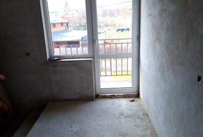 Casă cu 4 camere cu Teren 492 Mp în Bascov - 6