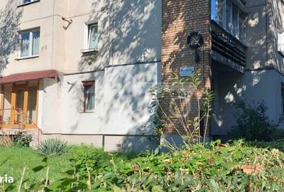 Apartament cu 3 camere decomandat, mobilat în Tudor - 1