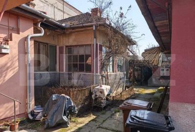 Casă cu 3 camere cu Canalizare în Gheorghe Doja - 1