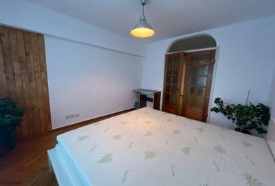 Apartament cu 2 camere decomandat, mobilat în P-ța Unirii - 3